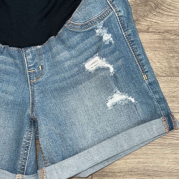 1822 Denim Maternity Shorts Size 4 Distressed Light Blue Belly Panel Roll Hem - Picture 8 of 11